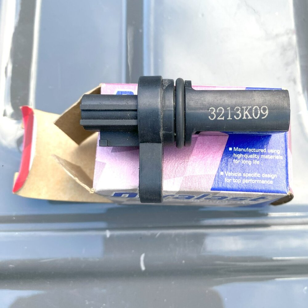 Duralast Crankshaft Position Sensor SU7825 — NEW